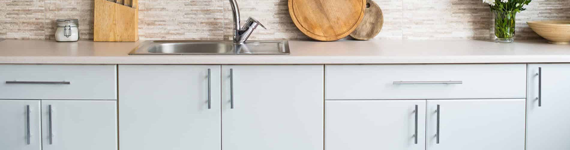 View of How to update your kitchen cabinet pulls like a pro — Goldenwarm