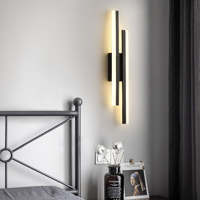 Modern Black Linear LED Wall Sconce Lighting for Bedroom & Living Room