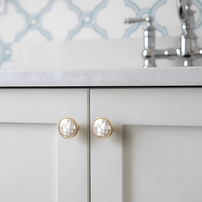 Decorative Natural Shell Cabinet Knobs with Solid Zinc Alloy Base