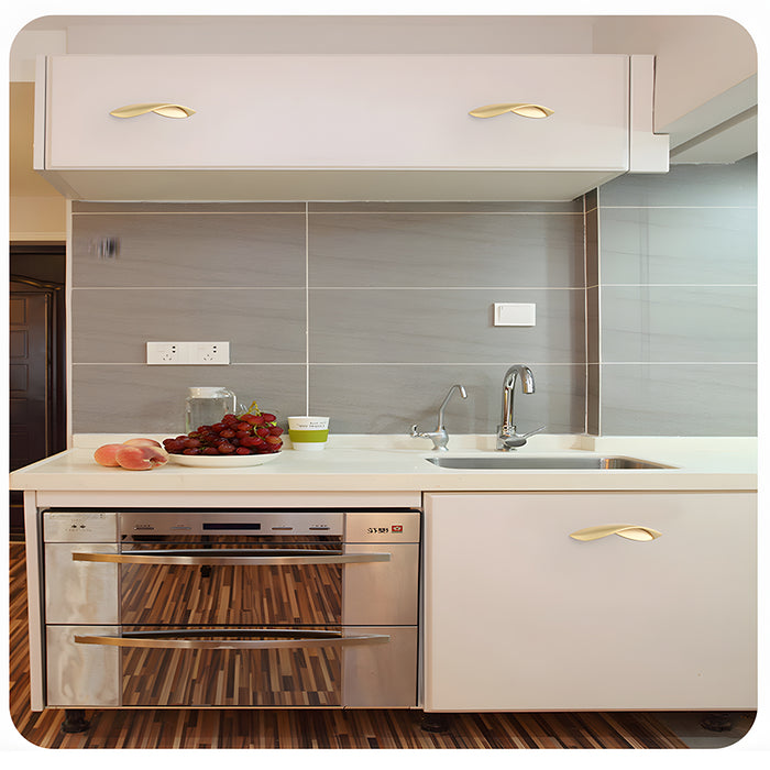 Elegant Zinc Alloy Drawer Pulls & Kitchen Cabinet Handles