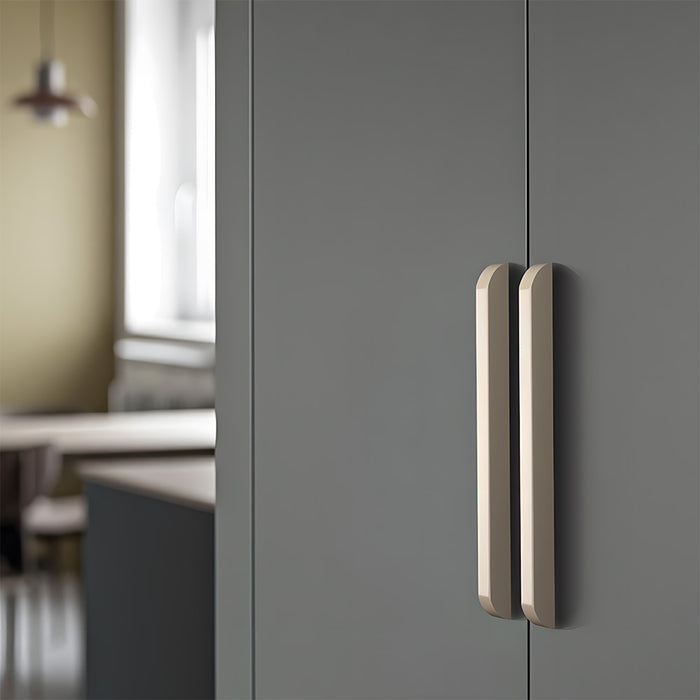 Modern Soft Curved Edge Kitchen Cabinet Pulls