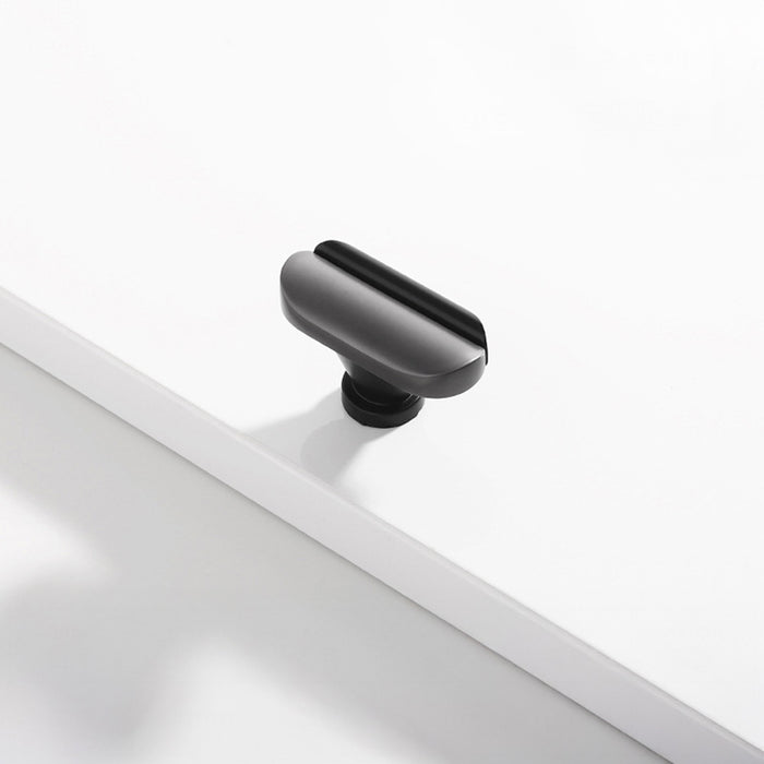 Modern Two-Tone Arc Drawer Handles for Kitchen