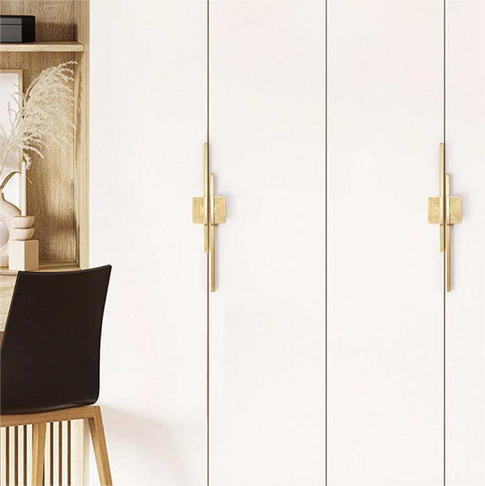 Light Luxury Zinc Alloy Cabinet Pulls Modern Gold Black Dresser Knobs Handles