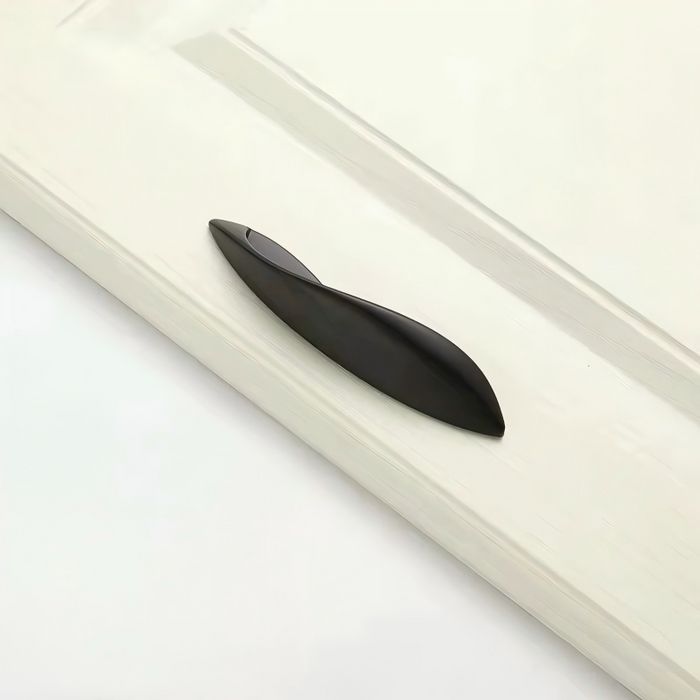 Elegant Zinc Alloy Drawer Pulls & Kitchen Cabinet Handles